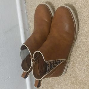 ✅Brown Booties Leopard Animal Print Size 5 Land's End Ankle Boots